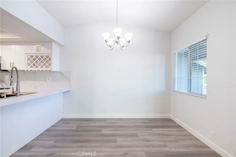 1756 Shady Oaks Court Azusa, CA 91702