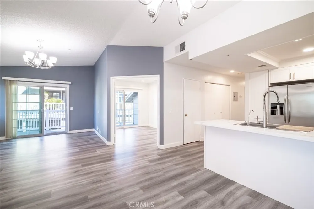 1756 Shady Oaks Court Azusa, CA 91702