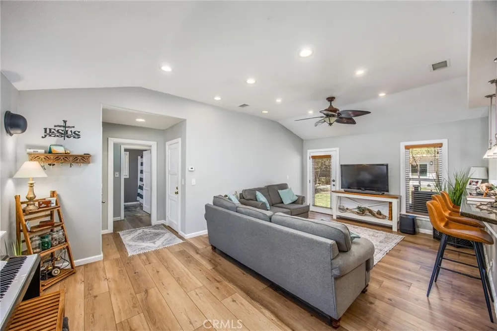 1739 Alessandro Banning, CA 92220
