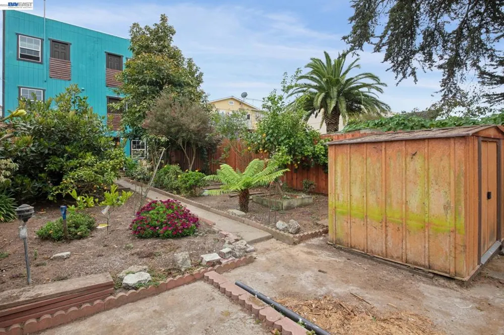 164 Miriam St Daly City, CA 94014