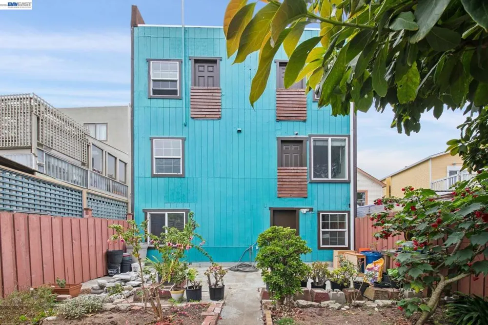 164 Miriam St Daly City, CA 94014