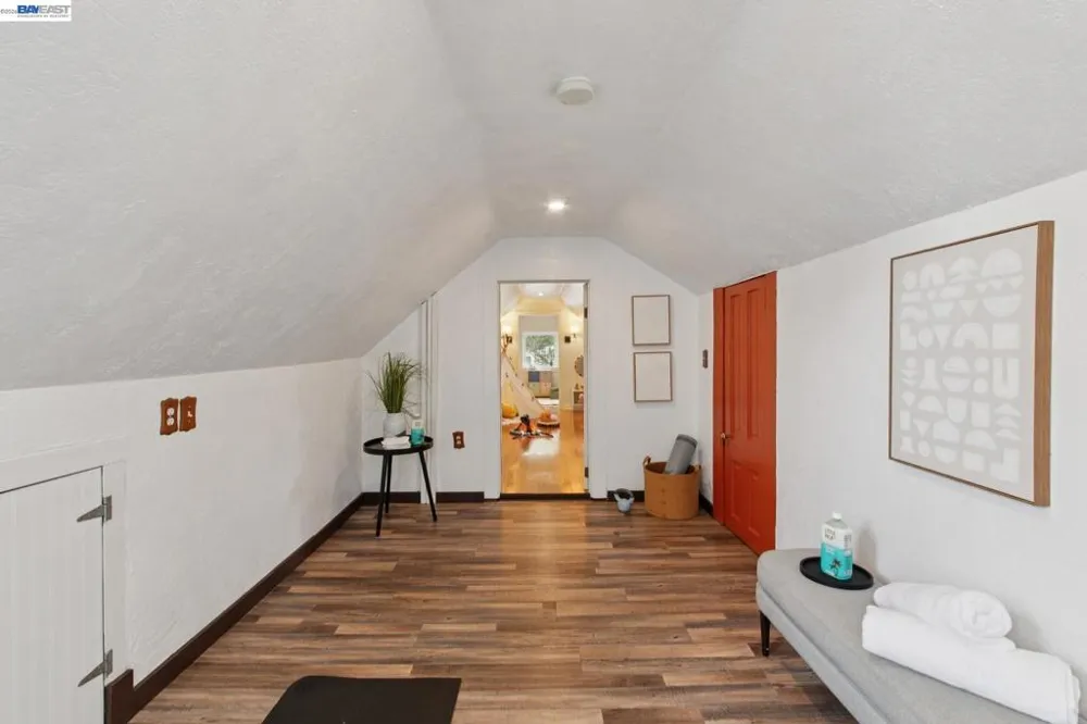 164 Miriam St Daly City, CA 94014