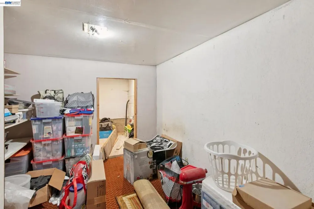 164 Miriam St Daly City, CA 94014