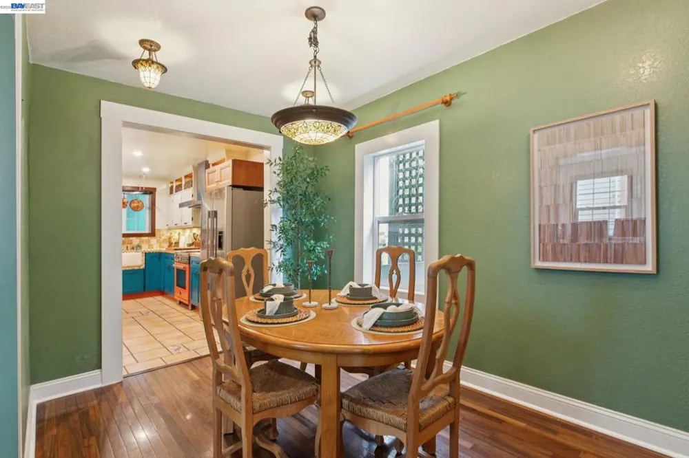 164 Miriam St Daly City, CA 94014