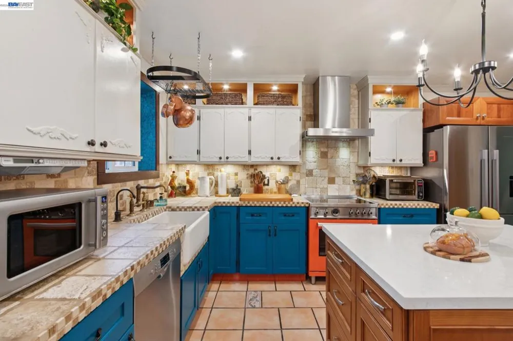 164 Miriam St Daly City, CA 94014