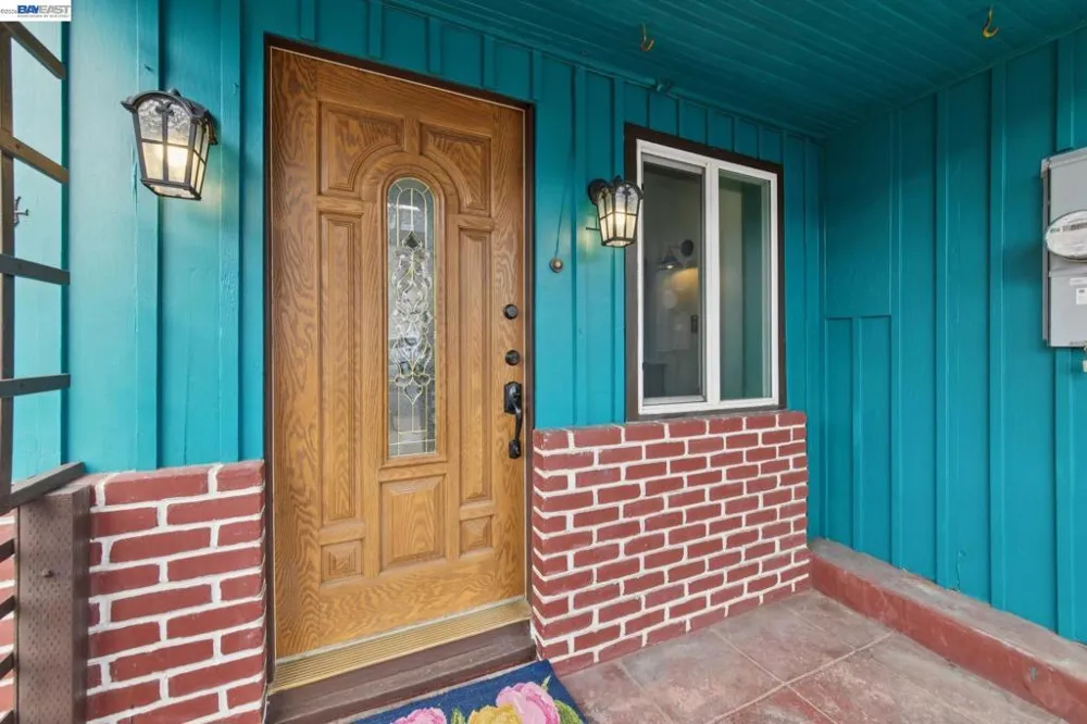 164 Miriam St Daly City, CA 94014