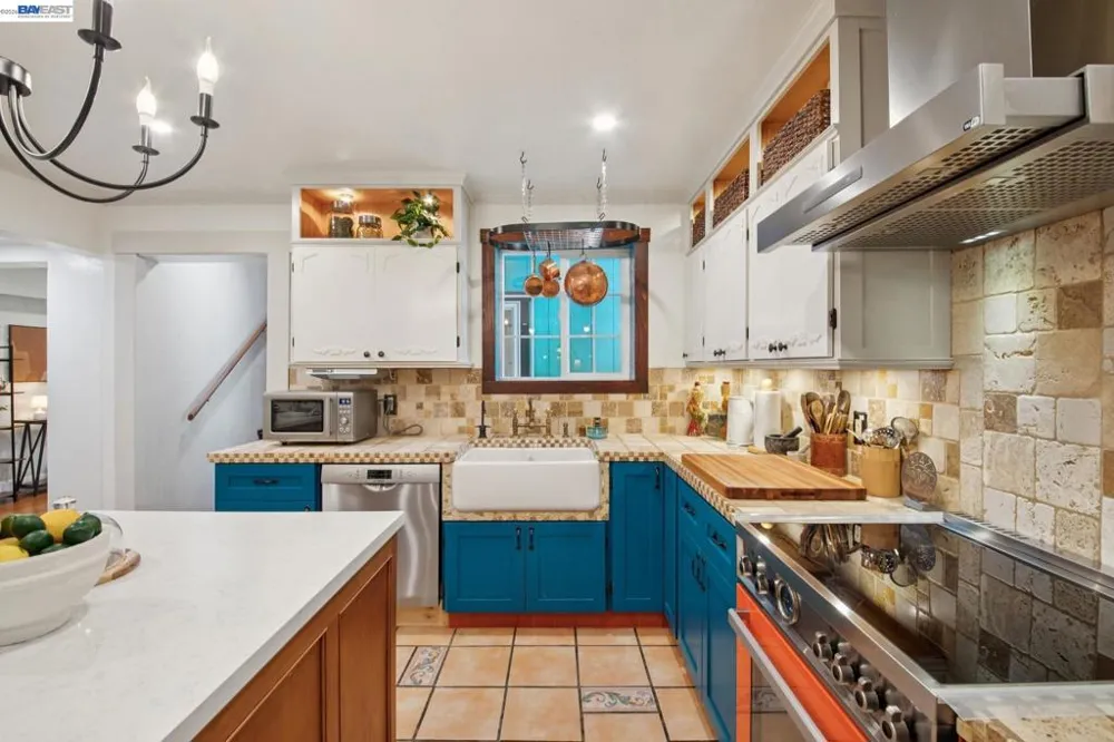 164 Miriam St Daly City, CA 94014