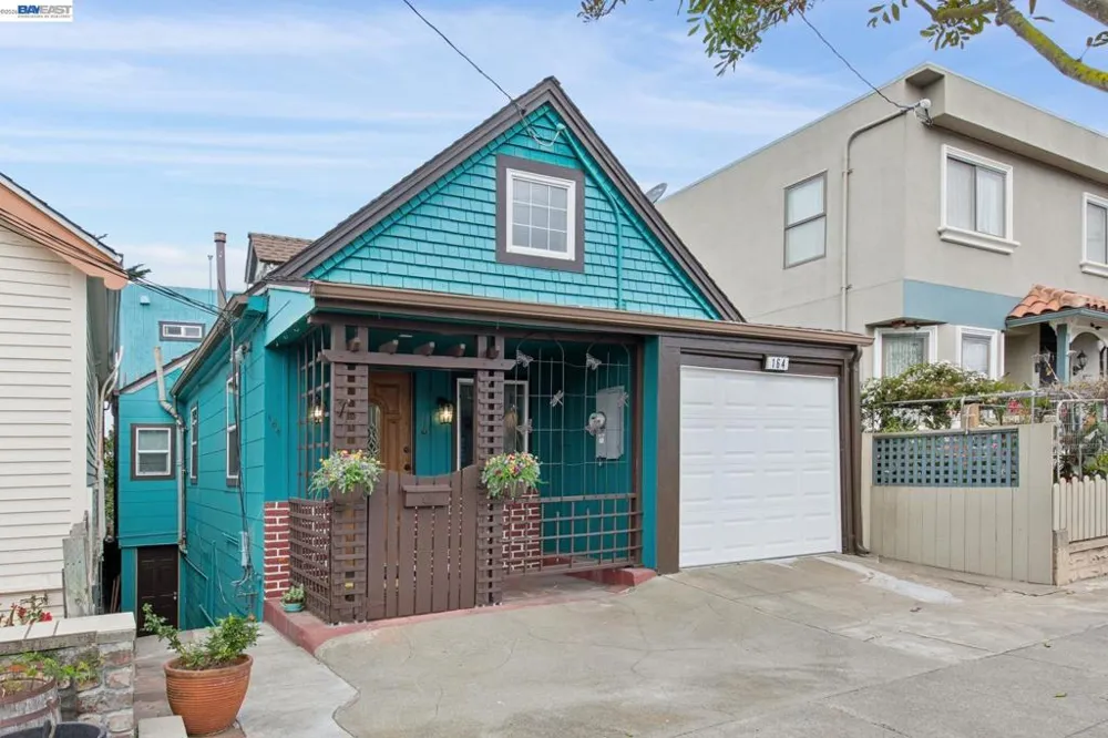 164 Miriam St Daly City, CA 94014