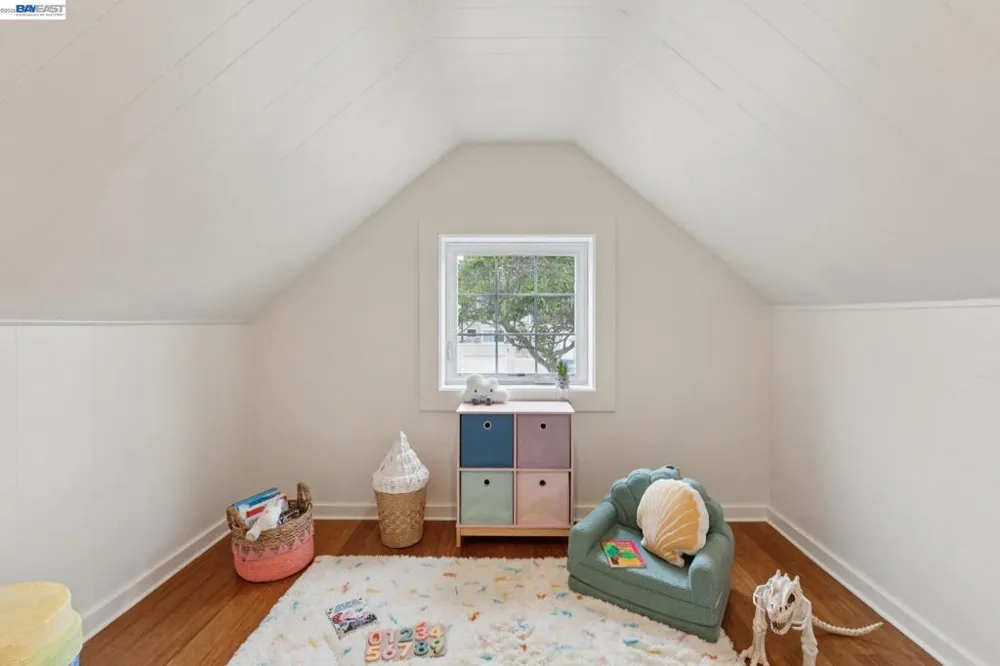 164 Miriam St Daly City, CA 94014