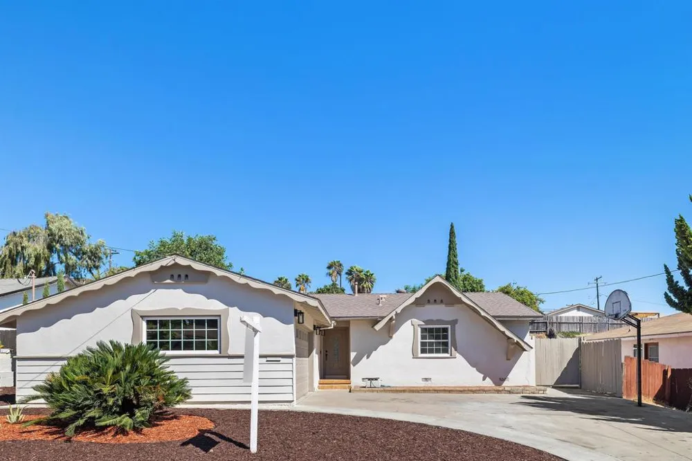 847 Halecrest Dr Chula Vista, CA 91910