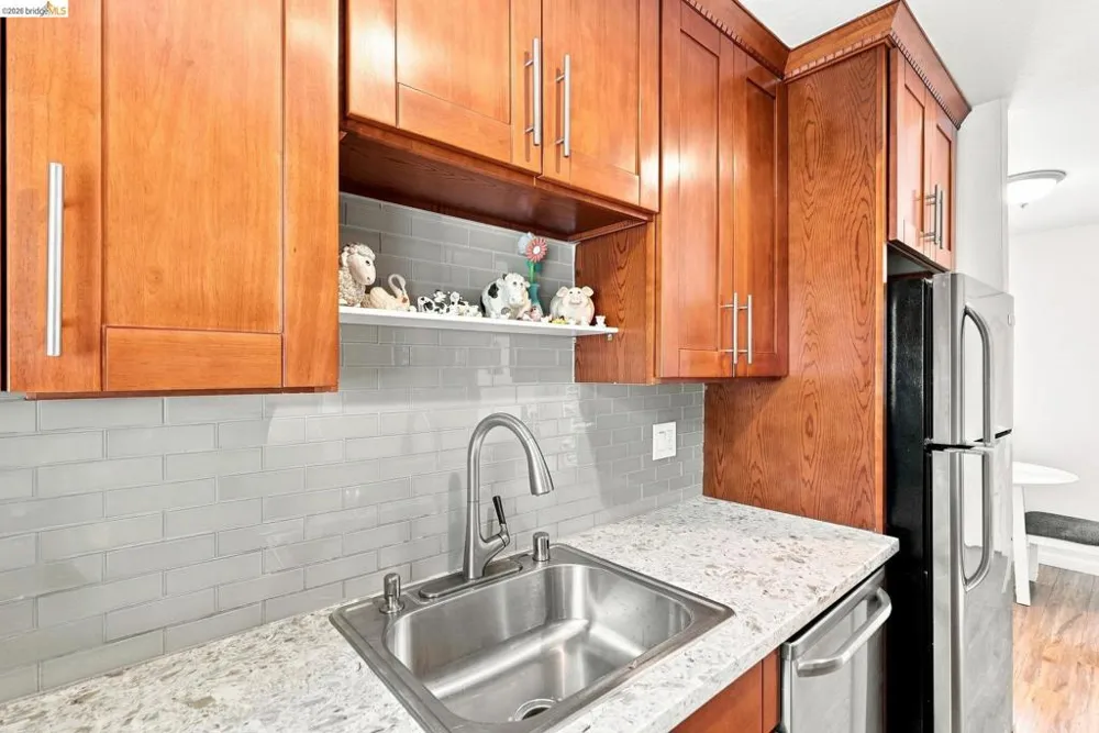 290 Shepherd Ave Hayward, CA 94544