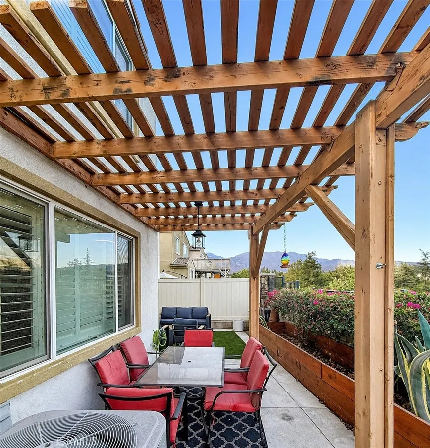 33777 Cansler Yucaipa, CA 92399