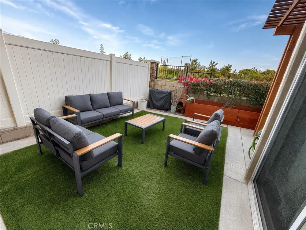33777 Cansler Yucaipa, CA 92399
