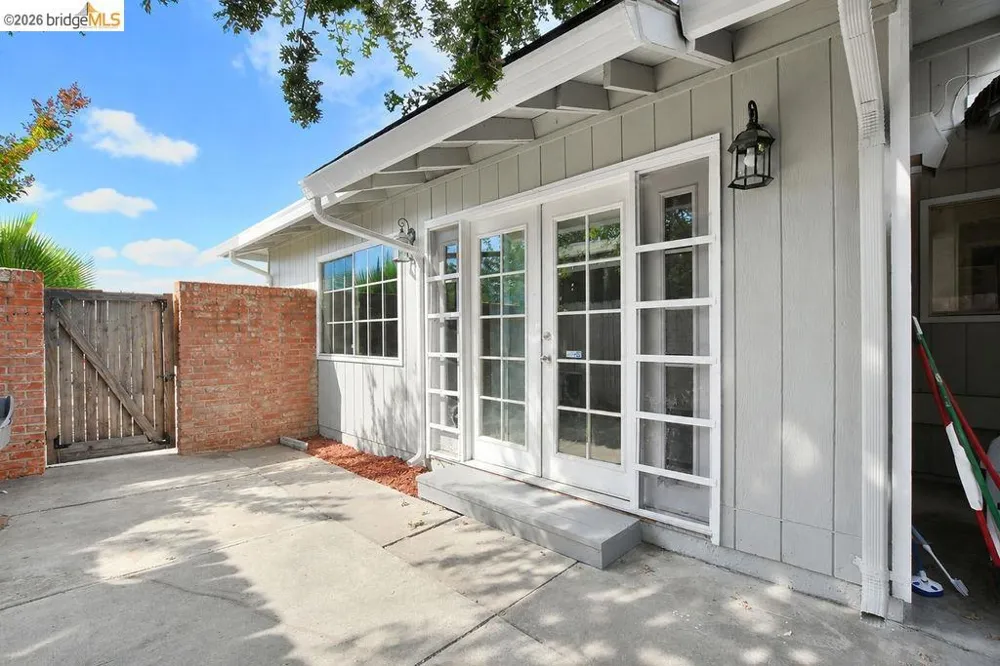 1967 Cheyenne Way Stockton, CA 95209