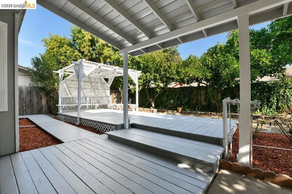 1967 Cheyenne Way Stockton, CA 95209