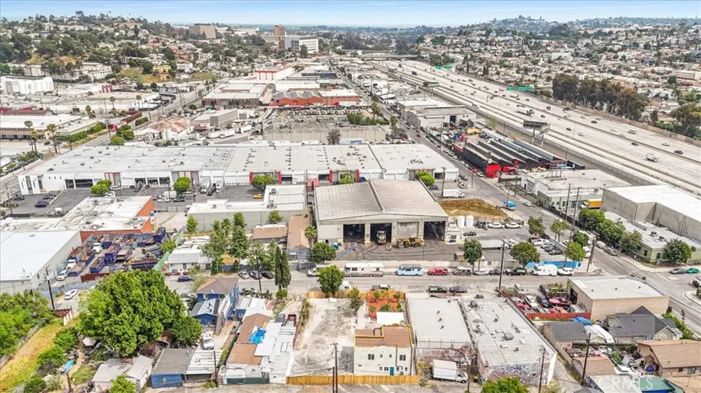 1521 Bonnie Beach Los Angeles, CA 90063