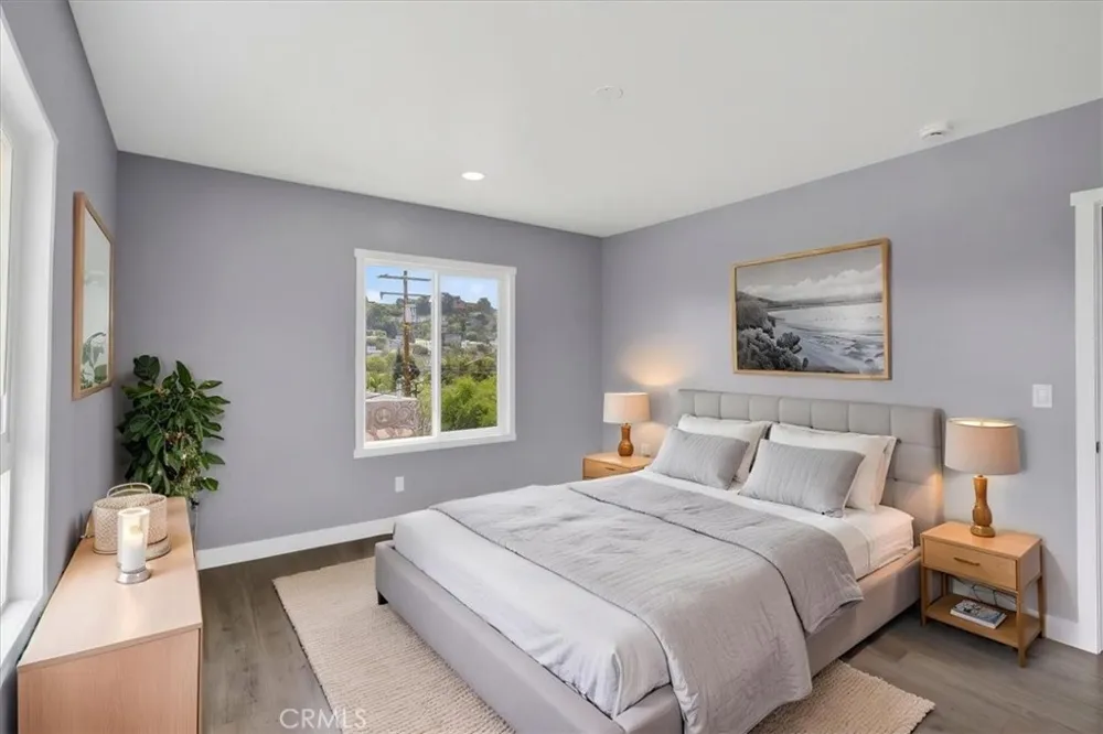 1521 Bonnie Beach Los Angeles, CA 90063