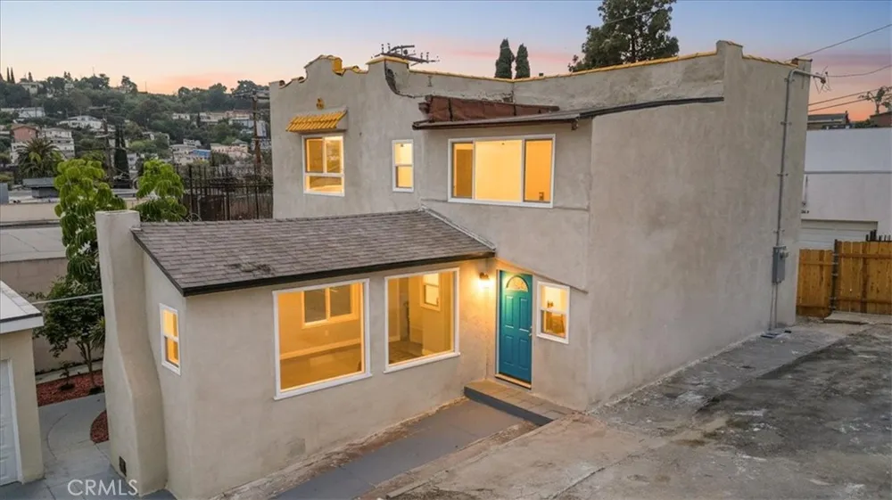 1521 Bonnie Beach Los Angeles, CA 90063