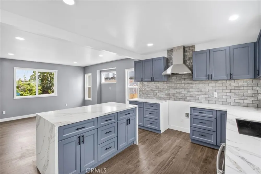 1521 Bonnie Beach Los Angeles, CA 90063