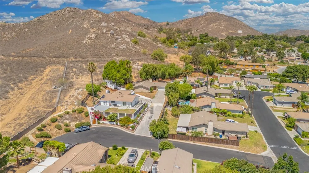 12011 Quantico Drive Riverside, CA 92505