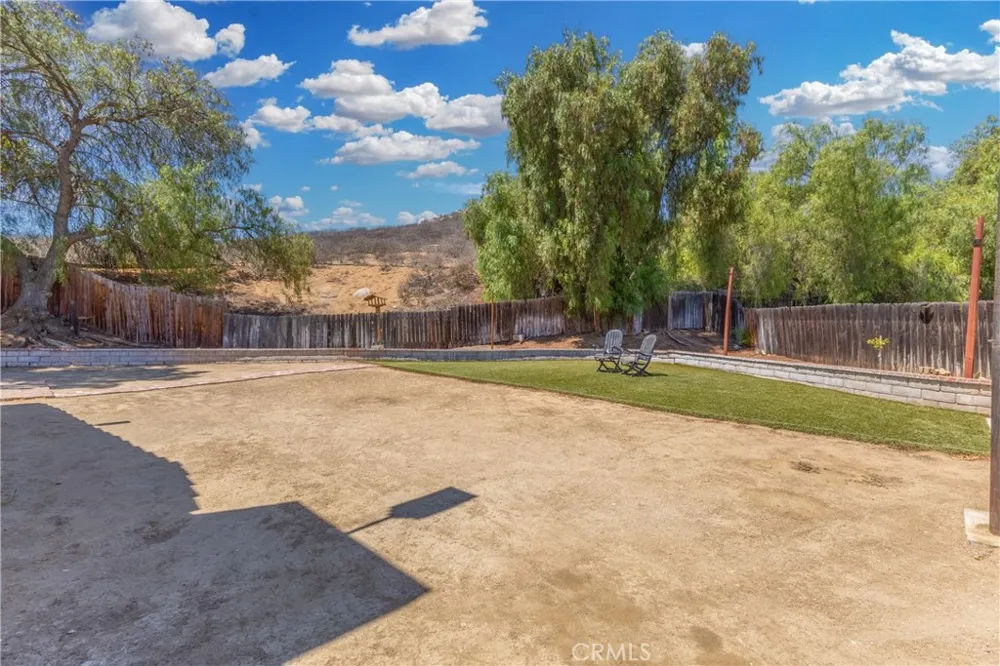12011 Quantico Drive Riverside, CA 92505