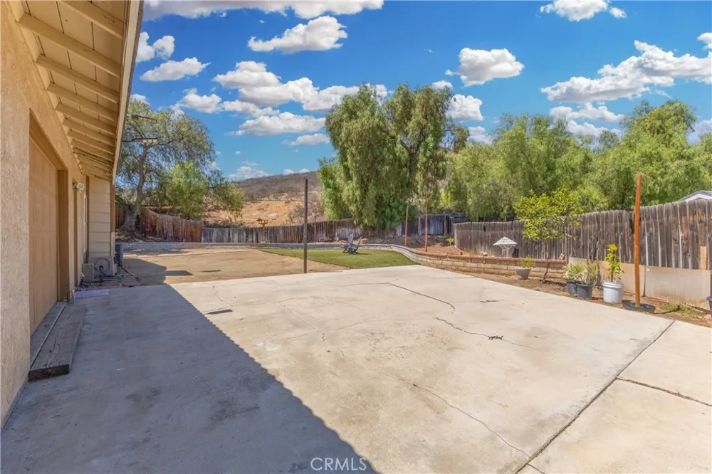 12011 Quantico Drive Riverside, CA 92505