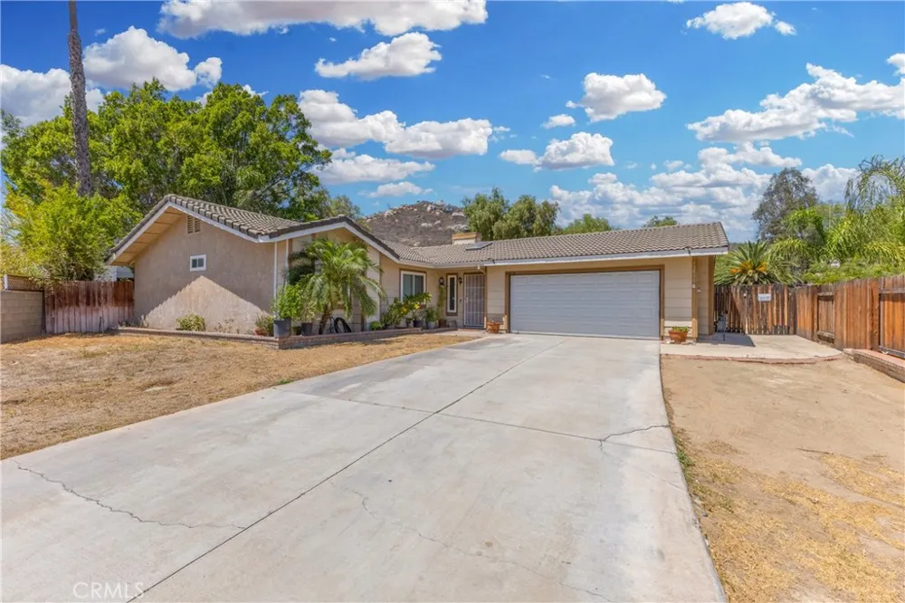 12011 Quantico Drive Riverside, CA 92505