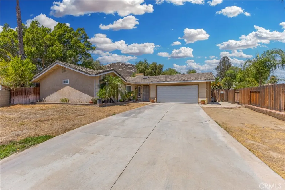 12011 Quantico Drive Riverside, CA 92505