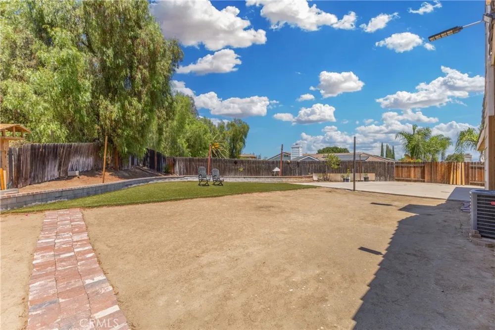 12011 Quantico Drive Riverside, CA 92505