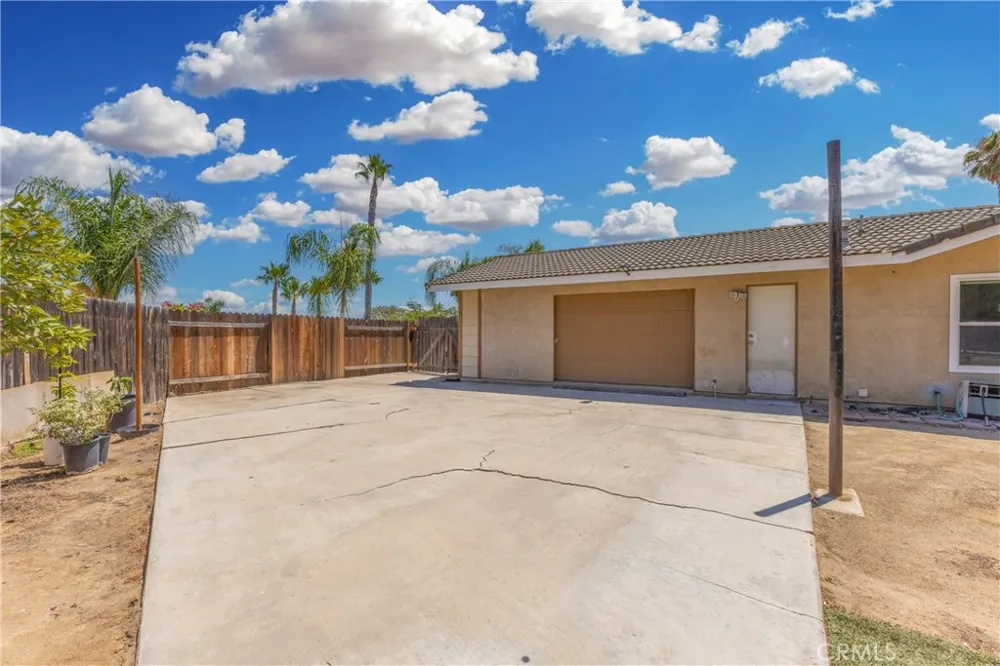 12011 Quantico Drive Riverside, CA 92505