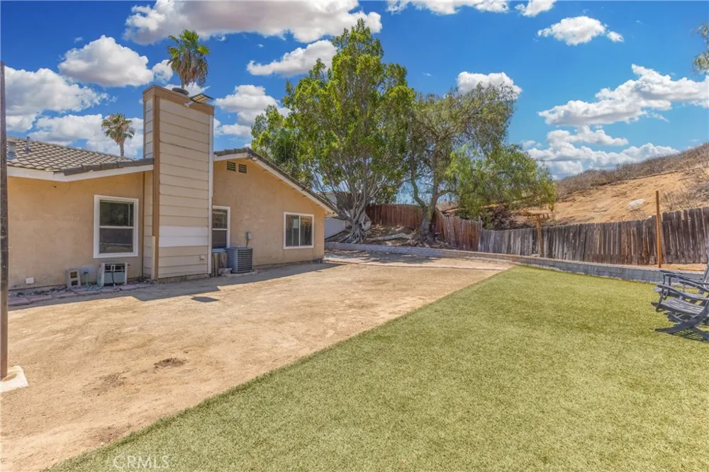 12011 Quantico Drive Riverside, CA 92505