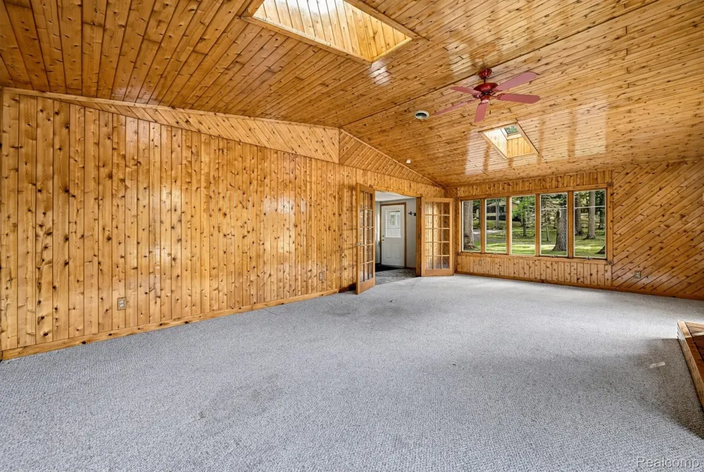 2242 W Lily Lake Road Greenwood Township, MI 48625