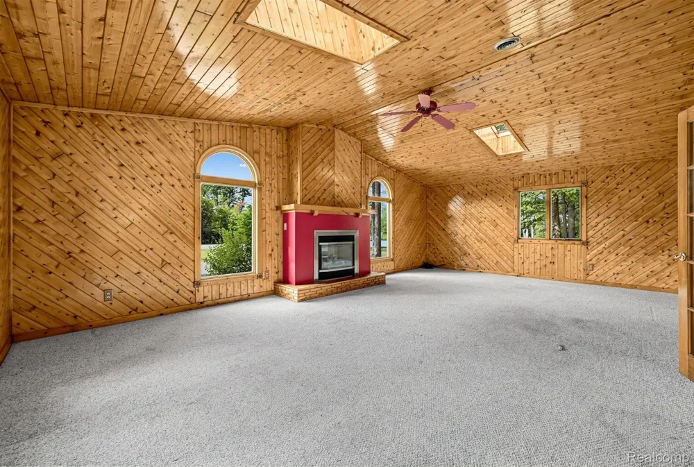 2242 W Lily Lake Road Greenwood Township, MI 48625