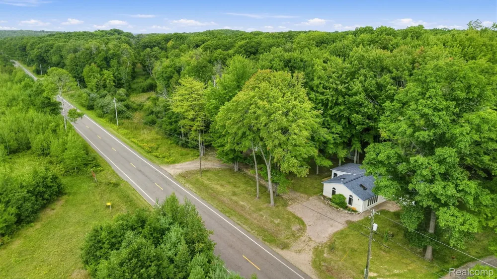 2242 W Lily Lake Road Greenwood Township, MI 48625
