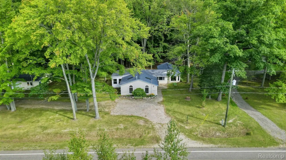 2242 W Lily Lake Road Greenwood Township, MI 48625