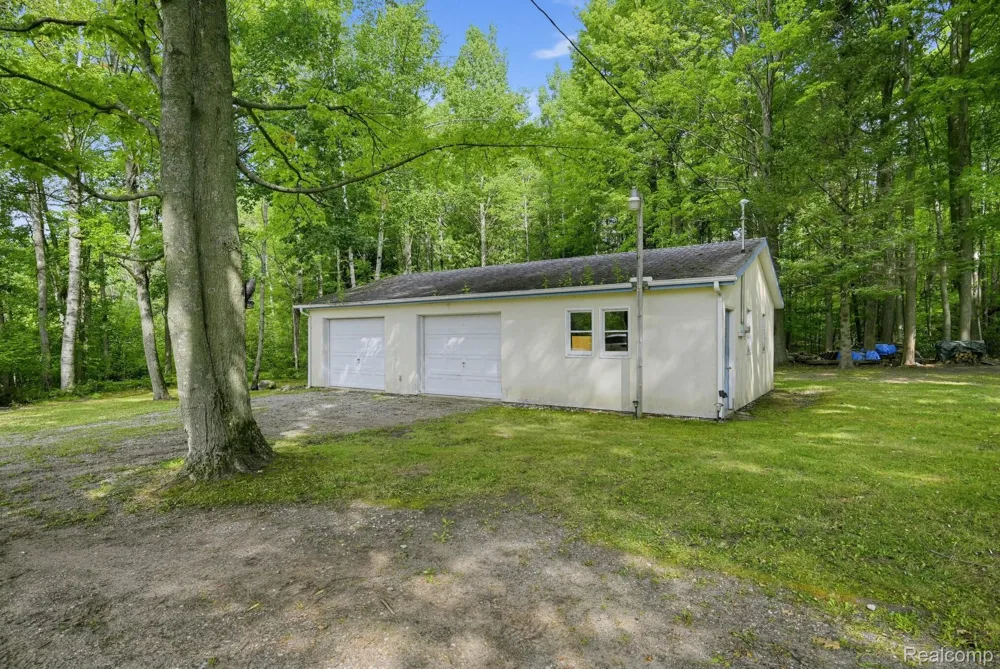 2242 W Lily Lake Road Greenwood Township, MI 48625