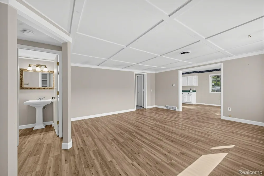 2242 W Lily Lake Road Greenwood Township, MI 48625