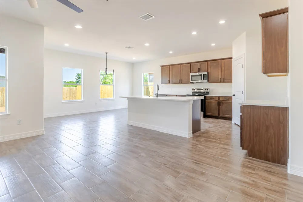 309 Myrtle Road Smithville, TX 78957