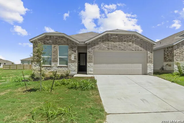 1317 Apron Trl New Braunfels, TX 78130