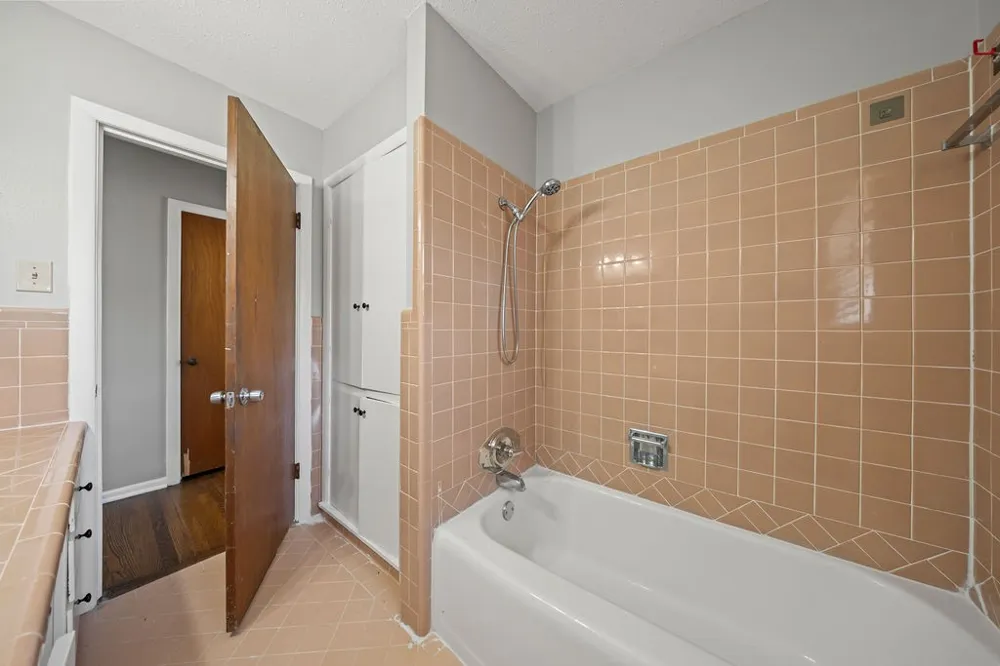 3505 Ruth Road Richland Hills, TX 76118