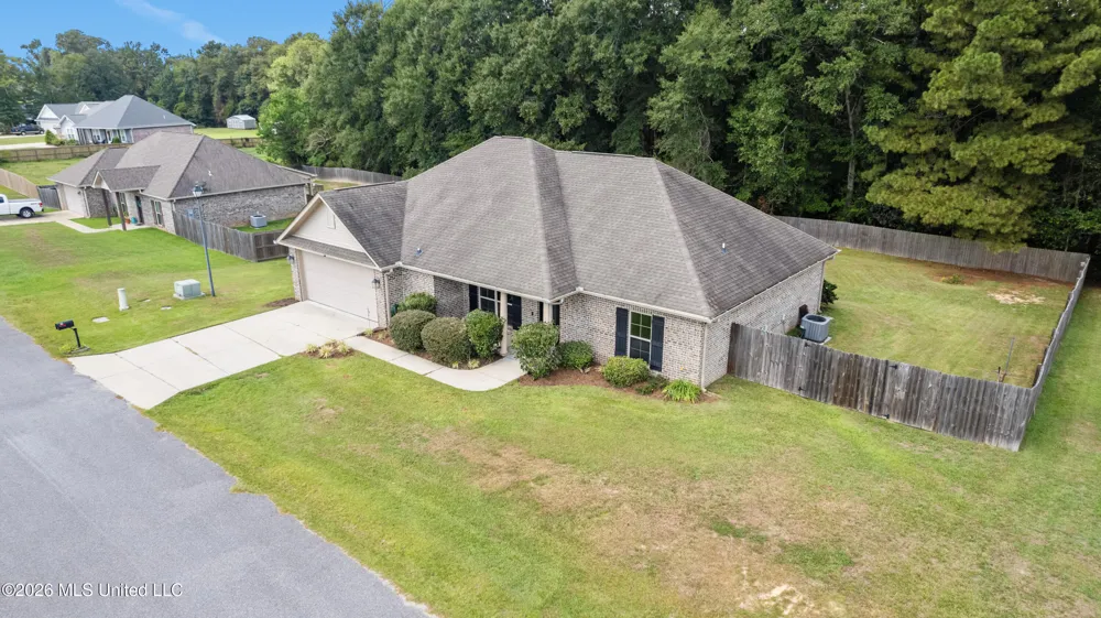 12 Coyote Circle Ellisville, MS 39437