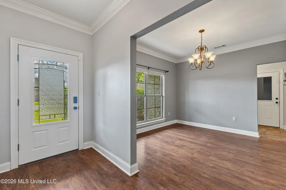 12 Coyote Circle Ellisville, MS 39437
