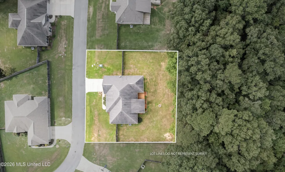 12 Coyote Circle Ellisville, MS 39437