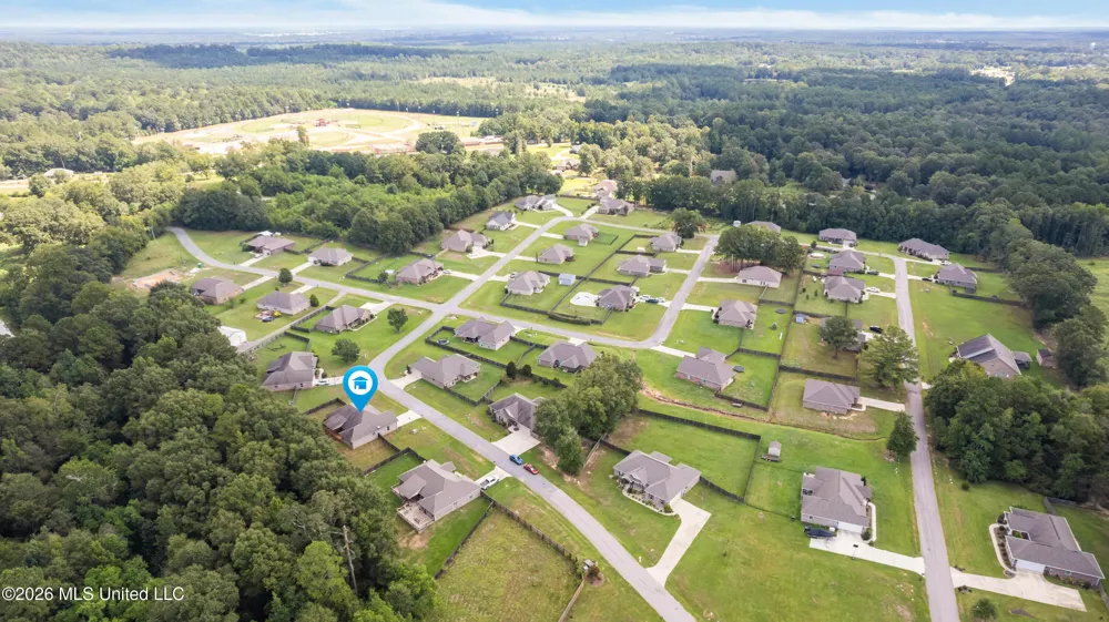 12 Coyote Circle Ellisville, MS 39437