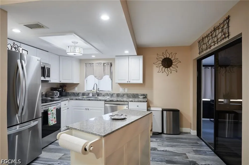 Amberwood Lake Court #3 Fort Myers, FL 33908