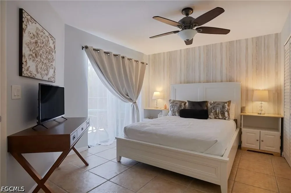 Amberwood Lake Court #3 Fort Myers, FL 33908