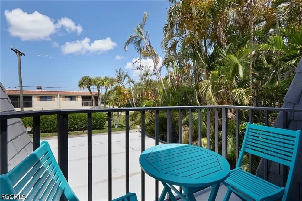 Amberwood Lake Court #3 Fort Myers, FL 33908