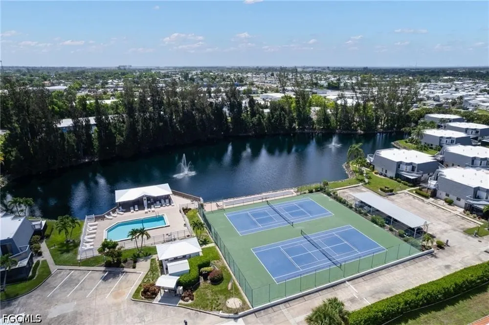 Amberwood Lake Court #3 Fort Myers, FL 33908