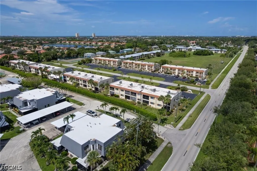 Amberwood Lake Court #3 Fort Myers, FL 33908