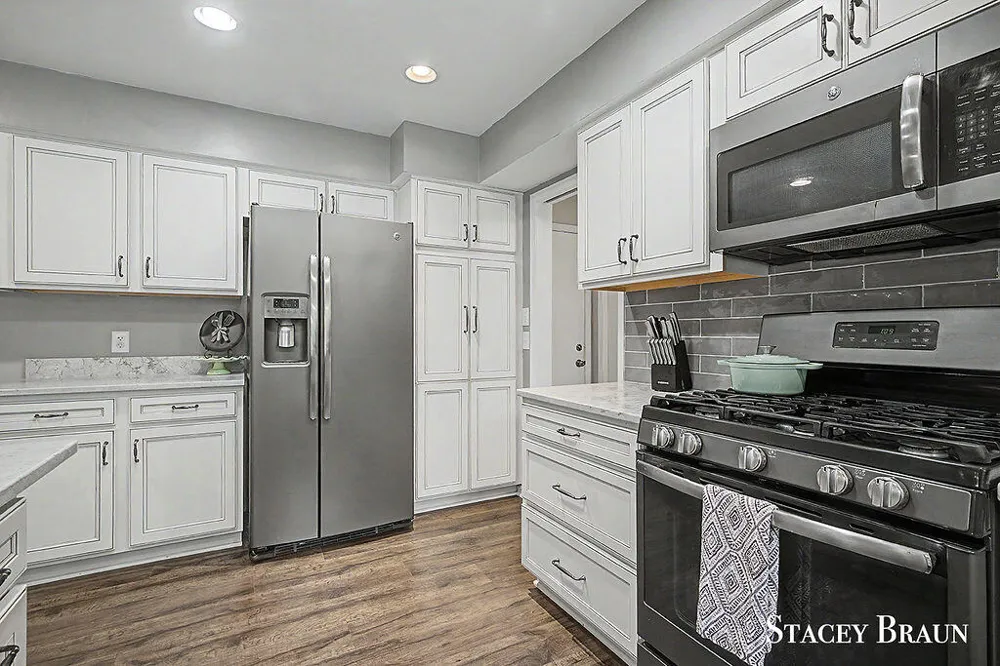 2310 NE Chelsea Road NE Grand Rapids City, MI 49505
